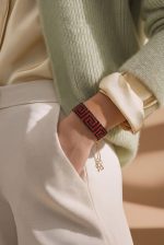 Sīkpērlīšu rokassprādze melnā un vīna sarkanā krāsā - Attēls 3