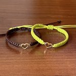 Makramē rokassprādze ar SIRSNIŅU - Attēls 5