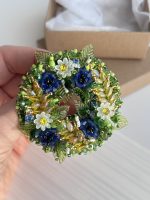 Broša ziedu vainags VASARAS PIESKĀRIENS - Attēls 3