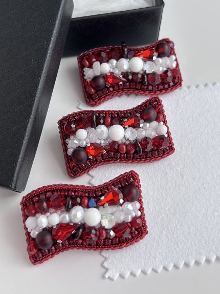 Broša LATVIJAS KAROGS