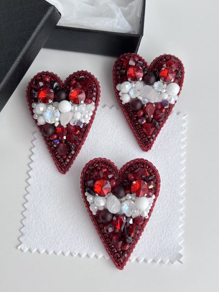 sirds piespraude karoga krāsā Latvijas