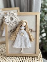 Rokām darināta glezniņa SARGENĢELIS