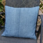 Dekoratīvs spilvens ar izšūtu ziedu un putnu attēlu - Attēls 2