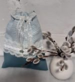 Auduma dāvanu maisiņš ar mežģīni un lentīti