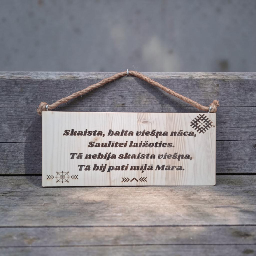 Koka dekors MĀRAS vārdi