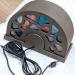 Naktslampa “Vitrāža” – skats no sāniem
