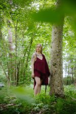 Lina pidžama ar mežģīnēm - krekliņs un šorti BORDO - Attēls 4