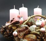 Adventes dekors ar rozā putniem - Attēls 2